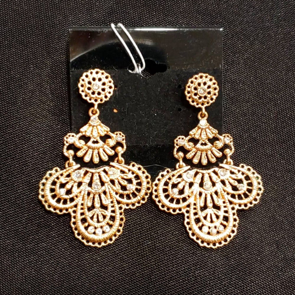 Queens lace statement earrings